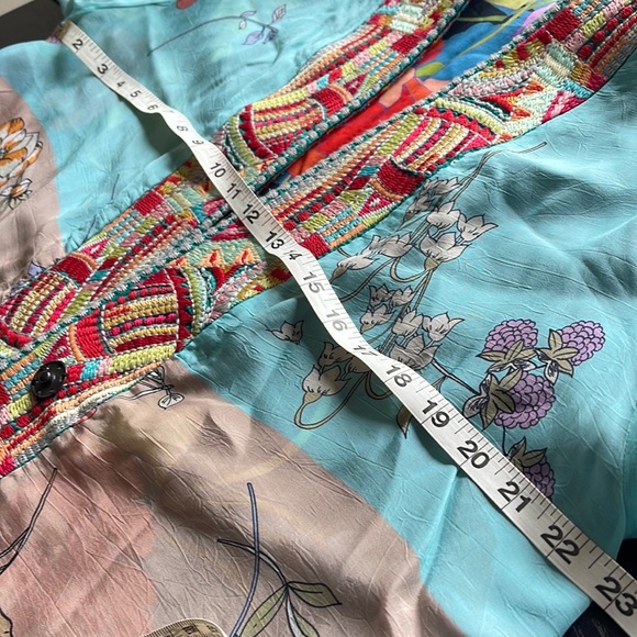 JOHNNY WAS Fuska Reversible Flower Embroidered Kimono Style Snap Front Jacket - Picture 9 of 14